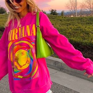 Nirvana Urban Outfitters Sweatshirt 💛🌸